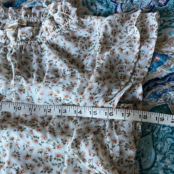 Monteau Floral Ruffle Sleeve Blouse - Cream and Brown - Picture 9 of 11